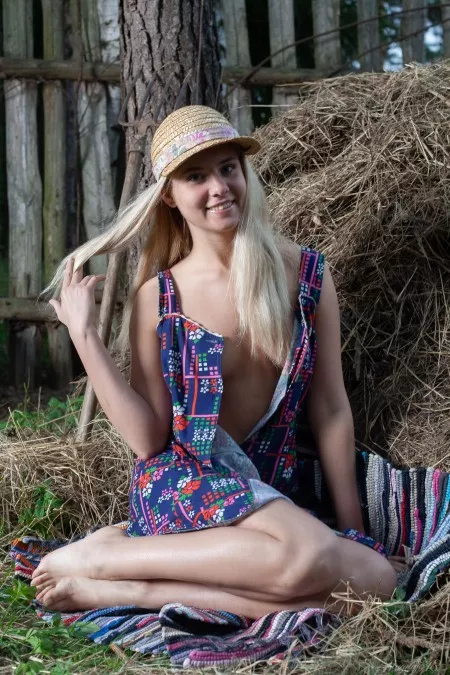 Nude on a haystack