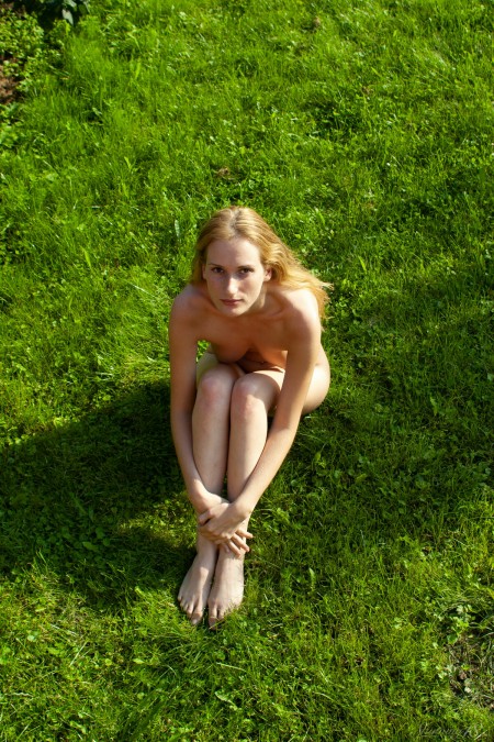 Leona A rest on the grass