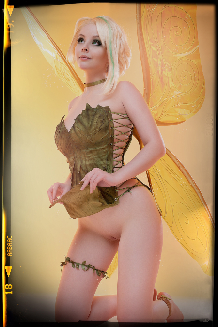 Helly Von Tinker Bell cosplay