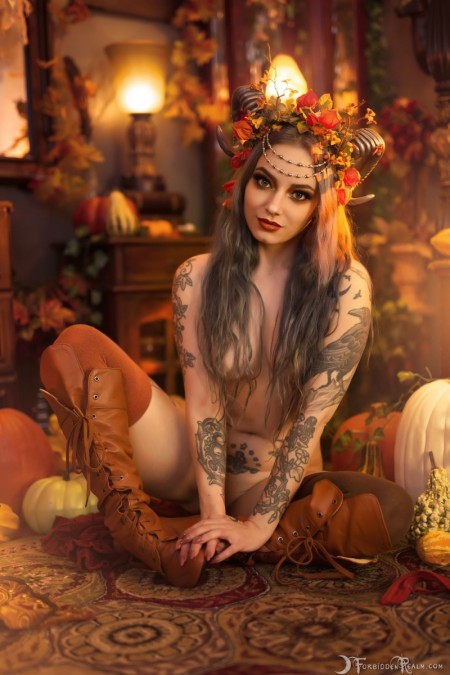Genevievea maenad, , cosplay, tattooed(NSFW)