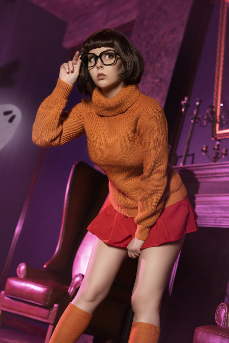 Helly Von Velma