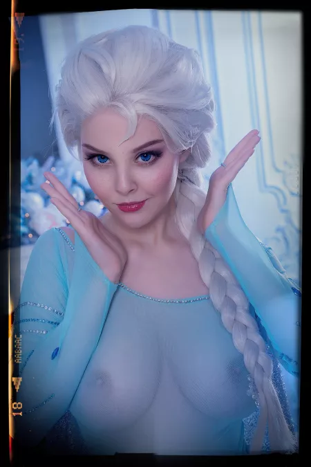 Elsa cosplay